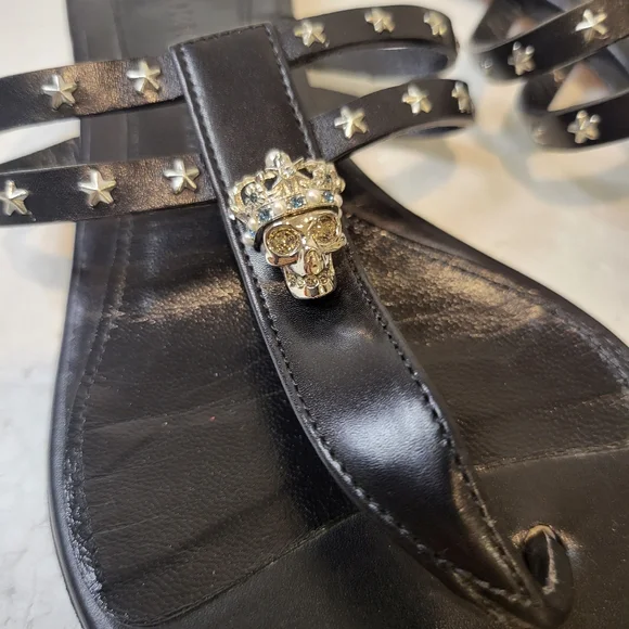 Alexander Mcqueen🔥🔥4X HOST PICK🔥🔥 Studded Flip Flops - Picture 3 of 16